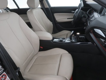 BMW Seria 1 F20-F21 Hatchback 5d Facelifting 2015 118i 136KM 2015 BMW 1 116i, Salon Polska, Automat, Skóra, Xenon, zdjęcie 8