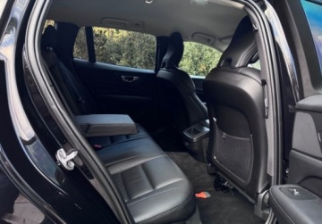 Volvo V60 II  2022 Volvo V60 LIFT FullLed Skora Kamera Podgrz Fotele Kierownica Alu19 Gwaranc, zdjęcie 21