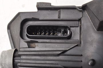 LAND ROVER RANGE L551 ZÁMEK DVEŘE PRAVÝ ZADNÍ 8 PIN K8D2-24994-CD