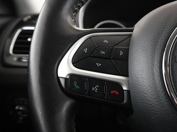 Jeep Compass II SUV 2.0 MJD 140KM 2019 Jeep Compass 2.0 M-Jet Automat Limited 4WD Navi, zdjęcie 33