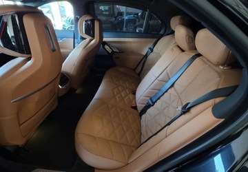 BMW Seria 7 G70 2023 BMW Seria 7 Salon Polska Radary automatyczne drzwi wszystkie pakiety Mpro, zdjęcie 6