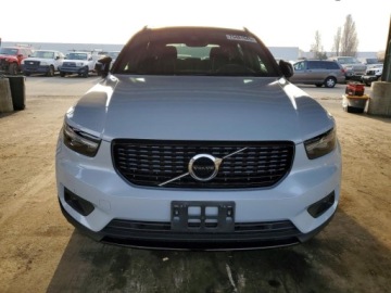 Volvo XC40 2021 Volvo XC 40 T5 R-Design 2021 2.0 Benzyna 248KM, zdjęcie 5