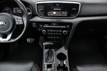 Kia Sportage IV SUV Facelifting 1.6 T-GDI 177KM 2018 Kia Sportage 1.6 T-GDI, Salon Polska, Serwis ASO, zdjęcie 11