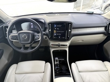 Volvo XC40 2021 Volvo XC 40 B4 B AWD | Inscription | Salon PL | Be, zdjęcie 23