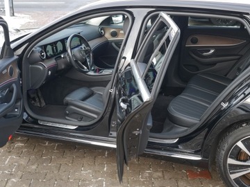 Mercedes Klasa E W213 2021 Mercedes E300de 306ps Lift Exclusive ACC hak Drive Pilot Blis Webasto Skóra, zdjęcie 9