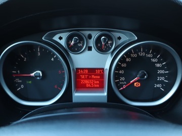 Ford Kuga I 2011 Ford Kuga 2.0 TDCi, Skóra, Klima, Klimatronic, zdjęcie 10