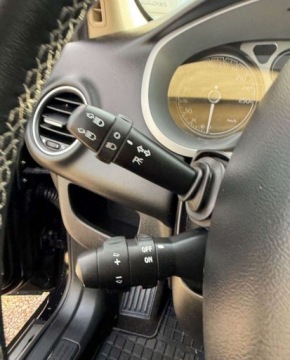 Lancia Delta III Hatchback 1.4 MultiAir 16V 140KM 2011 Lancia Delta Lancia Delta 1.4 Benzyna 140KM, zdjęcie 25