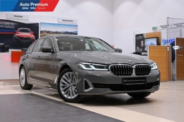 BMW Seria 5 G30-G31 Limuzyna Facelifting 3.0 540d 340KM 2021 BMW Seria 5 540d xDriveRepair InclusiveService InclusiveLuxury Line 3.0