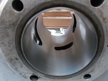 МЗ ТС 250, 250/1. ЦИЛИНДР DDR, ПОРШЕНЬ БЕЗ ХОДА