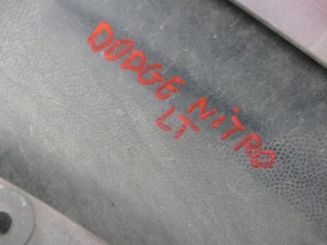 DODGE NITRO LIŠTA DVEŘE LEVÝ ZADNÍ PRH QRH