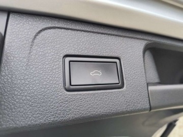 Volkswagen Passat B8 Variant Facelifting 2.0 TDI SCR 150KM 2023 Volkswagen Passat serwis ASO 2.0TDI 150KM bezwypadkowy App-Connect nawigac, zdjęcie 26