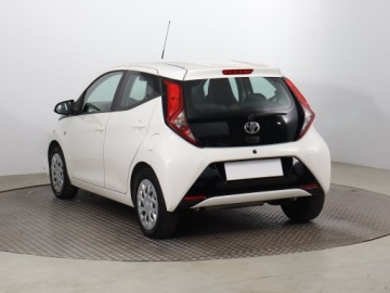 Toyota Aygo II Hatchback 3d Facelifting 1.0 VVT-i 72KM 2020 Toyota Aygo 1.0 VVT-i, Salon Polska, GAZ, VAT 23%, zdjęcie 3