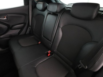 Hyundai ix35 SUV Facelifting 1.6 GDI 135KM 2015 Hyundai ix35 Czujniki, aut.klima, Podg.fotele,, zdjęcie 16