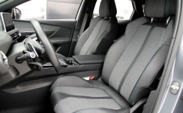 Peugeot 3008 II Crossover Facelifting  1.2 PureTech 130KM 2023 Peugeot 3008 1.2 PureTech Allure Pack SS EAT8 SalonPl Gwarancja od RiA, zdjęcie 12