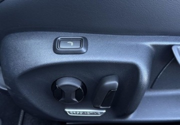 Volkswagen Passat B8 Variant Facelifting 2.0 TDI SCR 150KM 2025 Volkswagen Passat Variant R-Line 2.0TDI 150KM DSG Matrix Hak Masaz Keyless, zdjęcie 9