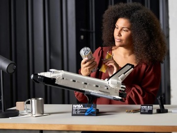 LEGO Icons (10283) Космический шаттл НАСА «Дискавери»