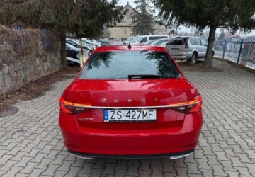 Skoda Superb III Liftback Facelifting 2.0 TSI 190KM 2019 Skoda Superb Skoda Superb 2.0 TSI LampK DSG 2.0 Benzyna 190KM, zdjęcie 9