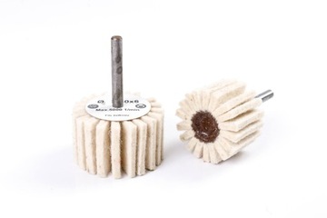 Filc polerski na trzpieniu listkowy 40x30x6 PL