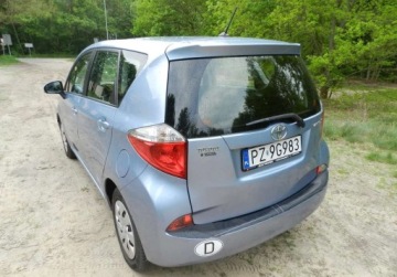 Toyota Verso-S 1.33 Dual VVT-i 99KM 2011 Toyota Verso S czyli YARIS z bagaznikiem. Niezawodny i praktyczny 1.3 99KM, zdjęcie 3
