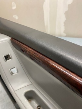 BOCZEK DRZWI PRAWY PRZÓD JEEP GRAND CHEROKEE II WJ