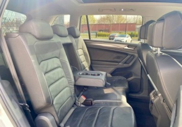 Volkswagen Tiguan II SUV 2.0 TDI BlueMotion Technology 240KM 2017 Volkswagen Tiguan Tiguan Highline DSG 7 os. Vat Marza Salon PL Bezwyp, zdjęcie 23