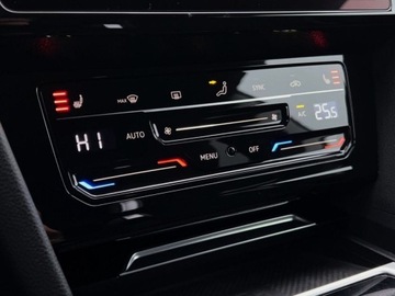 Volkswagen Arteon Fastback Facelifting 2.0 TSI 190KM 2022 Volkswagen Arteon 2.0TSI 190KM Elegance DSG SerwisASO Acc Led Vitrual Keyl, zdjęcie 26