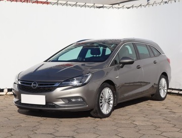 Opel Astra K Sports Tourer 1.4 Turbo 150KM 2016 Opel Astra 1.4 T, Salon Polska, Skóra, Navi, zdjęcie 1