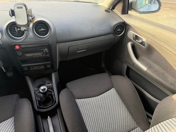 Seat Ibiza IV 2009 SEAT IBIZA 2009 Swiezo po wymianie rorzadu i Olej bez rdzy!Klimatronik, zdjęcie 25