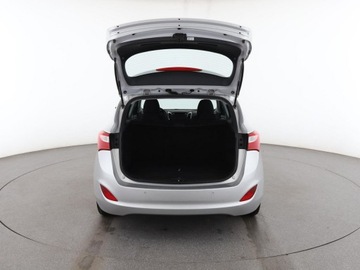 Hyundai i30 II Wagon Facelifting 1.6 CRDi 136KM 2016 Hyundai i30 navi klima auto kamera i czujniki, zdjęcie 18
