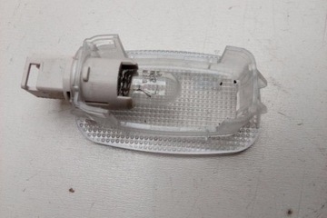 OSVĚTLENÍ VNITŘNÍ MERCEDES-BENZ C (W204) A2218200401 2012