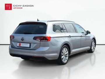 Volkswagen Passat B8 Variant Facelifting 2.0 TDI SCR 150KM 2023 Volkswagen Passat Variant EL.KlapaKamerafv23 ACC 2.0 Diesel 150KM, zdjęcie 4