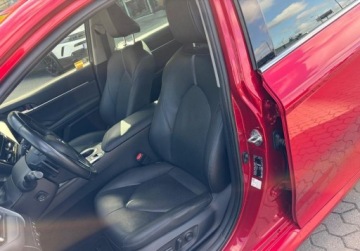 Toyota Camry IX Sedan 2.5 Hybrid Dynamic Force 218KM 2023 Toyota Camry Pierwszy wlasciciel, bezwypadkowy, FV23 2.5 Hybryda 218KM, zdjęcie 4