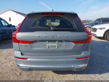 Volvo XC60 II 2022 Volvo XC 60 2022 r., 2,0L B5 INSCRIPTION 2.0 Benzyna 247KM, zdjęcie 4