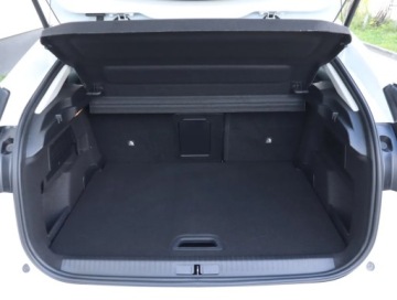 Citroen C4 III SUV 1.2 PureTech 130KM 2022 Citroen C4 1.2 PureTech, Salon Polska, zdjęcie 11