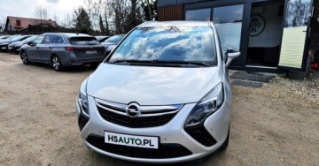 Opel Zafira C Tourer 1.4 Turbo ECOTEC 140KM 2013 Opel Zafira BENZYNA nawigacja atrakcyjny wyglad 2x PDC OKAZJA polecamy, zdjęcie 2