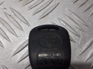 KLÍČEK OVLÁDAČ TOYOTA YARIS