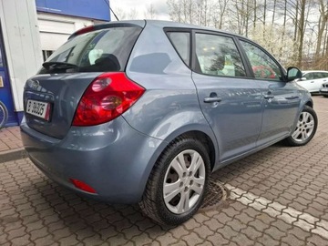 Kia Ceed I Hatchback 1.4 109KM 2007 Kia Ceed Piekna klimatyzacja bez rdzy 1.4 Benzyna 109KM, zdjęcie 10