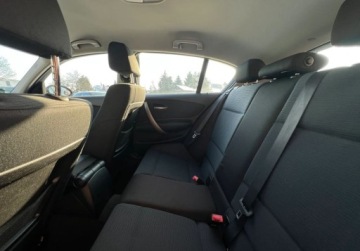 BMW Seria 1 E81/E87 Hatchback 5d E87 1.6 116i 122KM 2009 BMW Seria 1 Klima Alu Super stan Gwarancja w cenie Warszawa VFJA 1.6 122KM, zdjęcie 12
