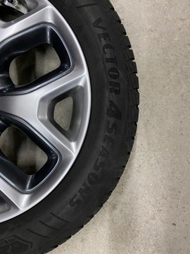 KIA SORENTO III KOLA PNEUMATIKY 235/55/19 GOODYEAR ZIMNÍ