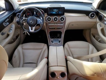 Mercedes GLC C253 2020 Mercedes-Benz GLC MERCEDES-BENZ GLC 300 4MATIC 2020 2.0 Benzyna 258KM, zdjęcie 7