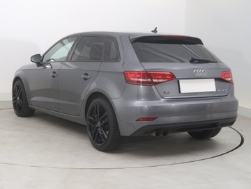 Audi A3 8V Sportback 5d Facelifting 1.5 35 TFSI 150KM 2020 Audi A3 35 TFSI, Salon Polska, Serwis ASO, zdjęcie 3