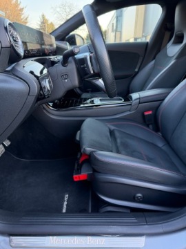 Mercedes GLC C254/X254 2023 MERCEDES-BENZ CLA 200 polift | AMGPremiumNight | Gwarancja | FAKTURA VAT23%, zdjęcie 25