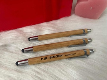Бамбуковая шариковая ручка с сенсорным наконечником и ВАШЕЙ ГРАВИРОВКОЙ