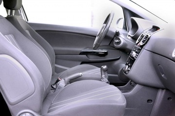 Opel Corsa E Hatchback 3d 1.4 Twinport 90KM 2014 Opel Corsa 1.4 90KM/OPC LINE/Klima/ Serwis/Parktr., zdjęcie 12