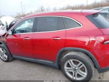 Mercedes GLA II 2021 Mercedes-Benz GLA 2021 r., 2,0L 250 4MATIC 2.0 Benzyna 221KM, zdjęcie 15