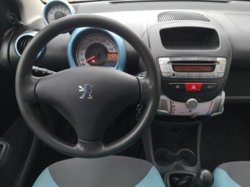 Peugeot 107 2008 Peugeot 107 1.0 16V 66KM Klimatyzacja Isofix, zdjęcie 14