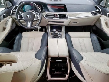 BMW X7 2022 BMW X7 M50I 2022 4.4l 4.4 Benzyna 523KM, zdjęcie 8