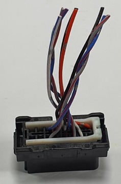 HNÍZDO DIAGNOSTIKA OBD2 MAZDA CX-7