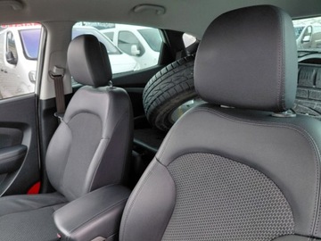 Hyundai ix35 SUV R 2.0 CRDi 184KM 2012 Hyundai ix35 Navi Sensor Kamera 4x4 Podgrzewane fotele Klimatronik PDC Alu, zdjęcie 11