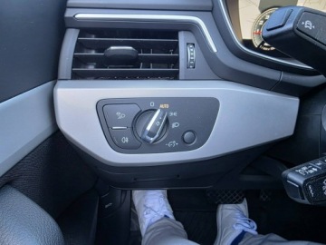 Audi A4 B9 Limousine Facelifting 2.0 40 TFSI 204KM 2022 Audi A4 Limousine 2.0 TFSI 204 KM, Automat,, zdjęcie 13